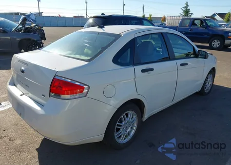 2010 Ford Focus Se z USA, uszkodzony, nr VIN 1FAHP3FN5AW146398